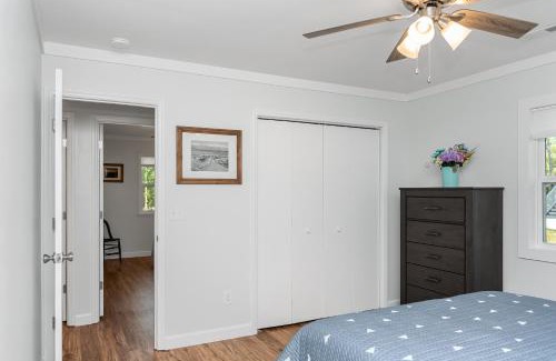 Tranquil Harbour Casa | Beach Please by Oak Island Accommodations