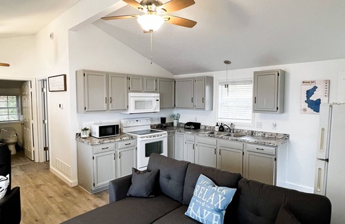 White Cloud Casa | Beach Please Cottage On Diamond Lake
