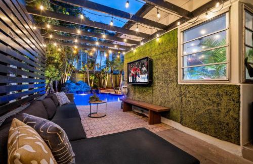 Lauderdale Beach Casa | Beach Pop - Steps to Beach Heated Pool & Hot Tub