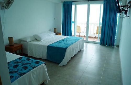Zona Norte Cama Y Desayuno | Propiedad de playa con piscina y terraza