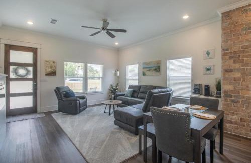 Gulfport Casa | Beach Retreat at Gaston Point