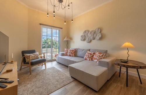Pedras Pretas Casa | Beach Retreat - By Wehost