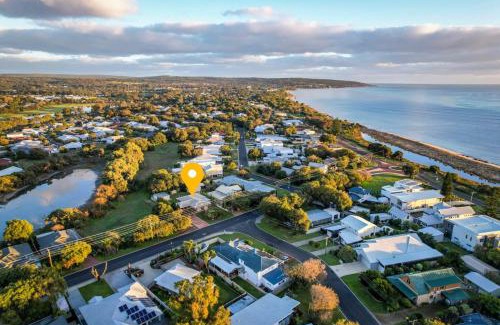 Quindalup Casa | Beach Retreat Cosy Charm in Dunsborough