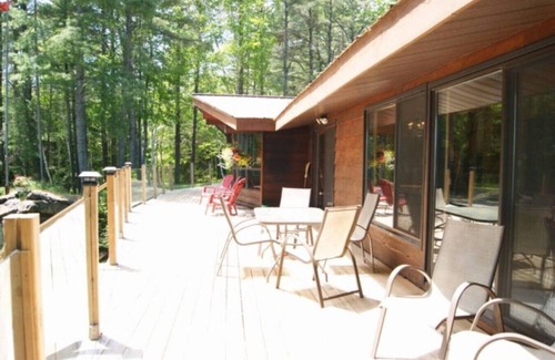 Tudor and Cashel Apartamento | Large Sandy Beach! Amazing Privacy! Stunning Property!