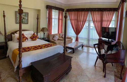 Tanjung Pandan Hotel | Beach Rock Resort Belitung