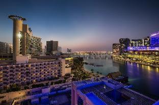 Al Zahiyah Apartamento | Beach Rotana Residences