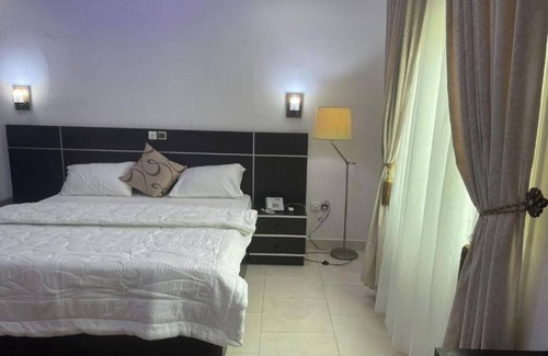 Littoral Department Apartamento | Beach Sand Hotel & Resort, Cotonou Deluxe Room 5