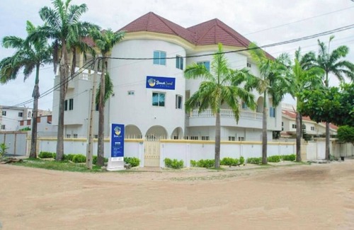 Littoral Department Apartamento | Beach Sand Hotel & Resort, Cotonou Standard King Room 3
