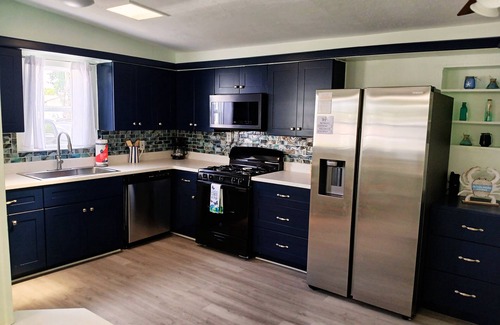 Bayshore Gardens Casa | Beach & Sports Haven w/Pool near AMI & IMG Academy