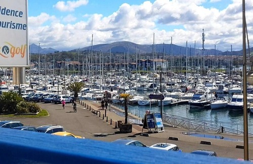 Hendaye Apartamento | Beach Studio Superb Terrace frente al puerto deportivo, estacionamiento convenientemente ubicado