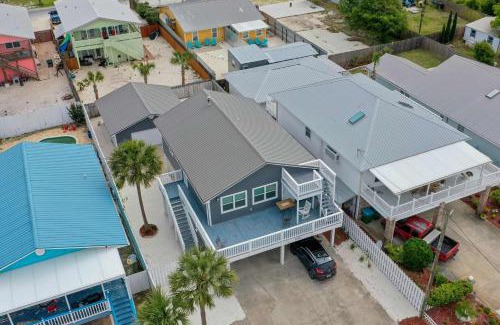 Crescent Beach Casa | Beach Time Cozy Retreat Steps from the Gulf