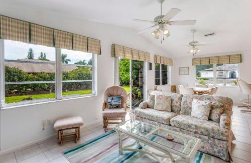 Iona Casa | Beach Time In Paradise