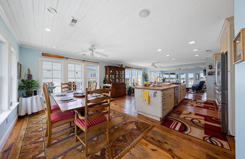 Sneads Ferry Casa | TODO INCLUIDO, SIN CARGOS ADICIONALES, KAYAKS, LINO, LIMPIEZA, TINA CALIENTE