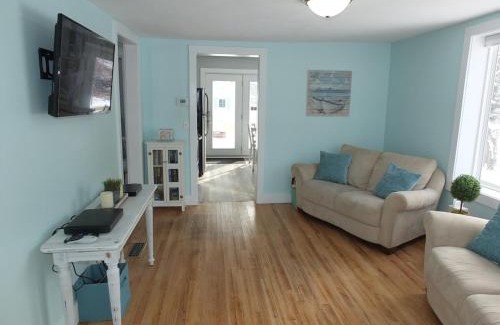 Frankfort Casa | Beach Town Escape - Newly-remodeled & Gorgeous!