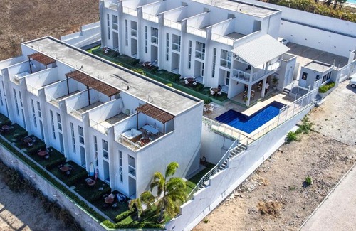 Porto das Dunas Casa | Beach Townhouses #C6 - Triplex de Carpediem
