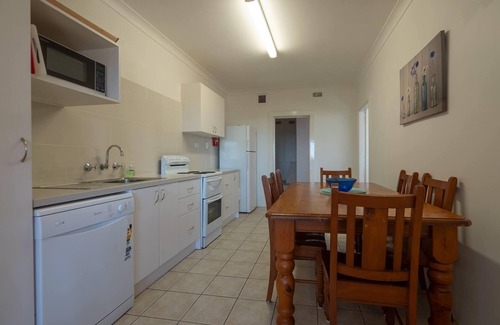 Pambula Beach Apartamento | Unidades junto a la playa. Unidad 2. Perro amistoso