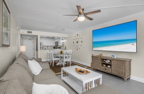 Sanibel Apartamento | New Huge 1BR + Beach View + Steps to Sand – Best Value on Sanibel