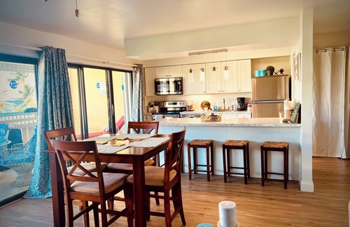 Estate Golden Rock Condominio | Beach View 2/2 Condo w/ Pool and AC