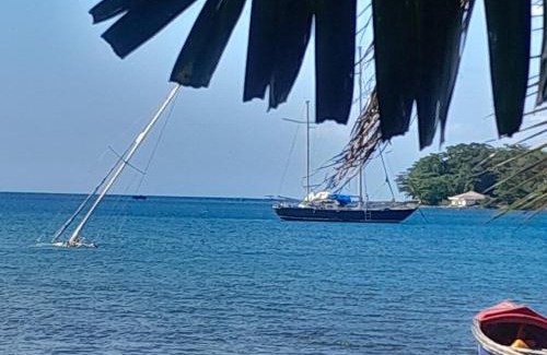 Port Antonio Otro | Beach view tent