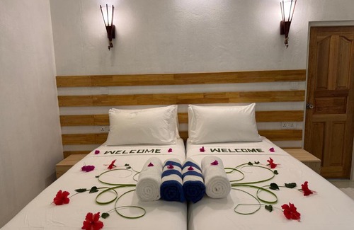 Omadhoo Apartamento | Beach view travel