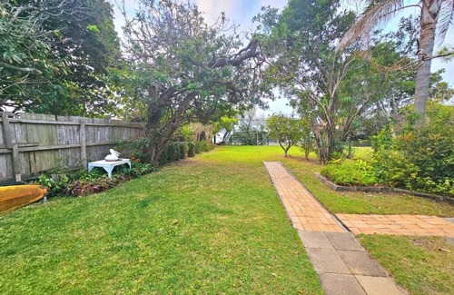 Caloundra Casa | Beach Views from Front Door- Central Caloundra!
