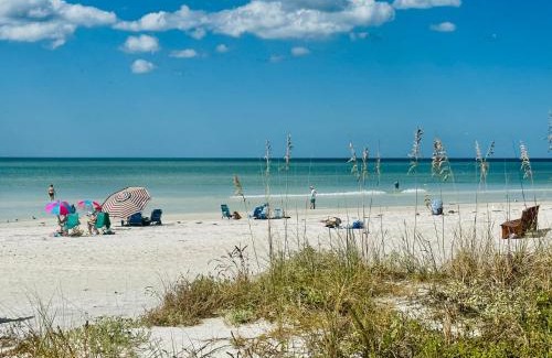 Indian Rocks Beach Casa | Beach Villa 2 Bedroom
