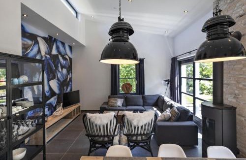 Sint Maartensvlotbrug Casa | Beach Villa in North Holland with Patio