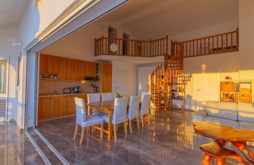 Potocnica Casa | Beach Villa: área de baño privado, playa de arena, WiFi, ideal para familias