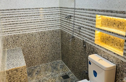 Pottuvil Division 2 Hotel | Beach Wave Hotel
