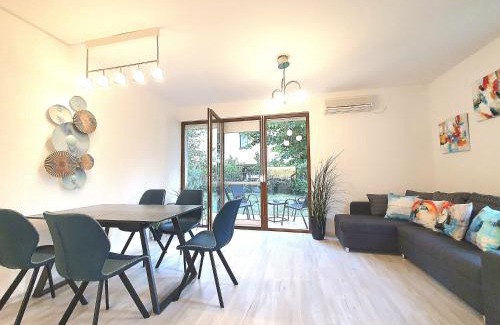 Siofok Aranypart Apartamento | Beach & Wellness Apartman Siófok