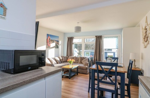 Dartmouth Cabaña | Beachcomber