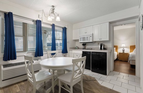 Avalon Condominio | Beachcomber Resort