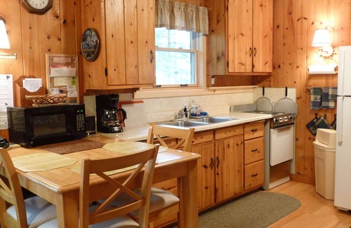 Rumely Cabaña | Beachcomber's Cottage: el refugio de vacaciones frente al mar perfecto en el Lago Superior