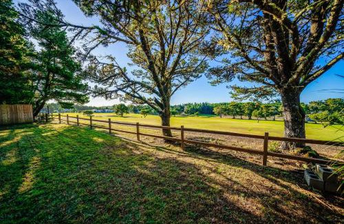 Waldport Casa | Beaches and Greens Guesthouse