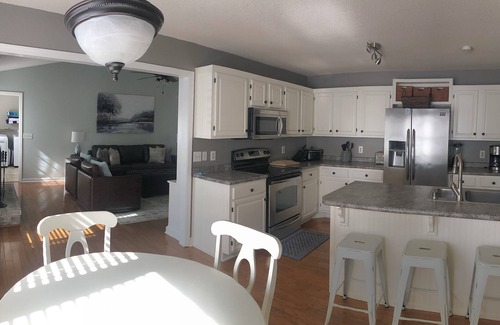 Kings Grant Casa | Beaches & Backyard Pickelball