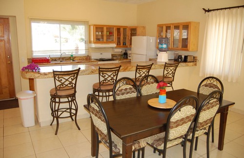 El Pescadero Villa | Frente a la playa con piscina y jacuzzi frente al famoso Surf Break