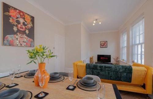Brighton City Centre Apartamento | Beachfront, 2-bedroom, Sleeps 5, long stays
