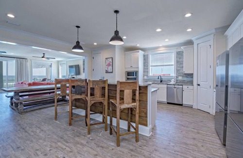 Fort Morgan Casa | Beachfront 9bed Easybreezy West