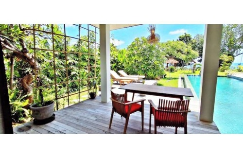 Kalisada Apartamento | Beachfront Apartment. Natural, peaceful, relaxed