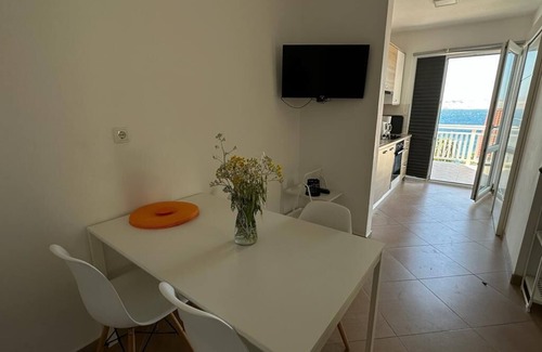 Cesarica Apartamento | Beachfront Apartment Anita with pool - top 3