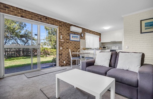 Merimbula Apartamento | Beachfront Apartments: Ground floor Fishpen