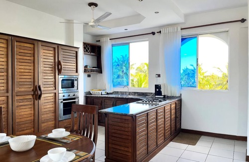 Manyimbo Casa | Beachfront Apartment