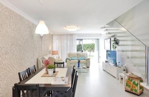 San Agustin Apartamento | Beachfront Apartment Las Burras MRA 02 by VillaGranCanaria