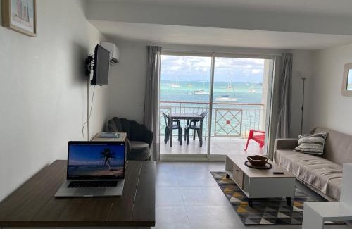Marigot Apartamento | Beachfront apartment