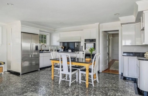 West Hyannisport Casa | Beachfront as well as private beach for your use only. RPMS016