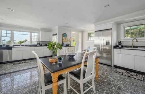 West Hyannisport Casa | Beachfront as well as private beach for your use only. RPMS016