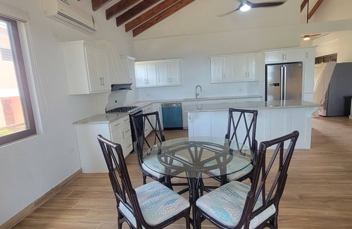 Río Sittee Casa | Beachfront Beach Heaven Beach House