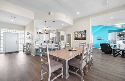 Indian Beach Casa | Beachfront Beauty w/ Hot Tub ~ 10 Steps to Sand