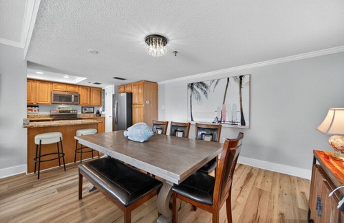 Redington Shores Condominio | Beachfront Bliss at Anglers Cove