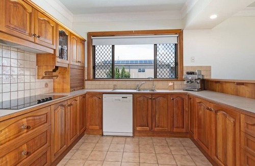 Aldinga Beach Casa | Beachfront Bliss- Aldinga Beach House - 5 BR